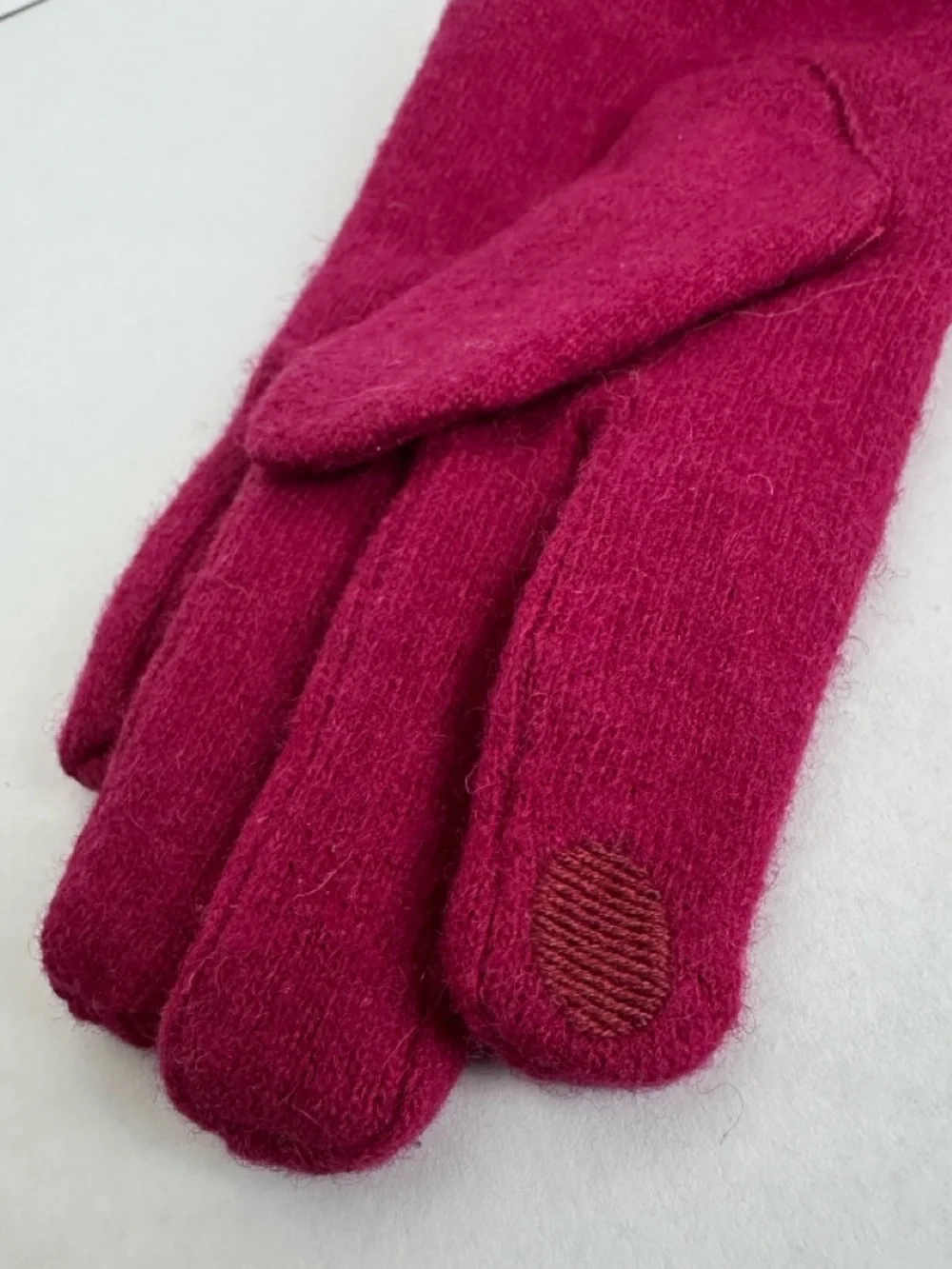 A New Day Red Touchscreen Gloves One Size Soft Stretch Winter Warm
